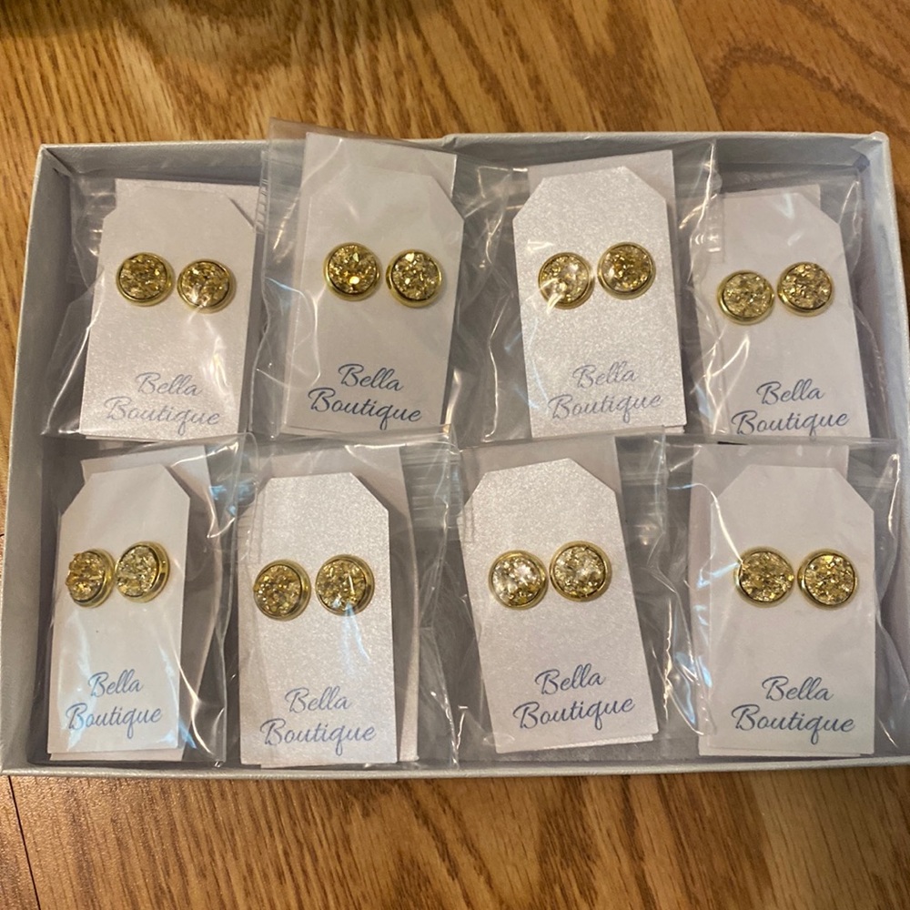 Gold Studs (Earrings) (9)